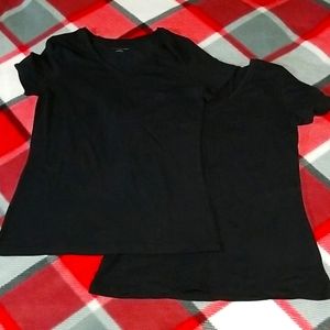 Amazon Essentials tee shirt size (M)